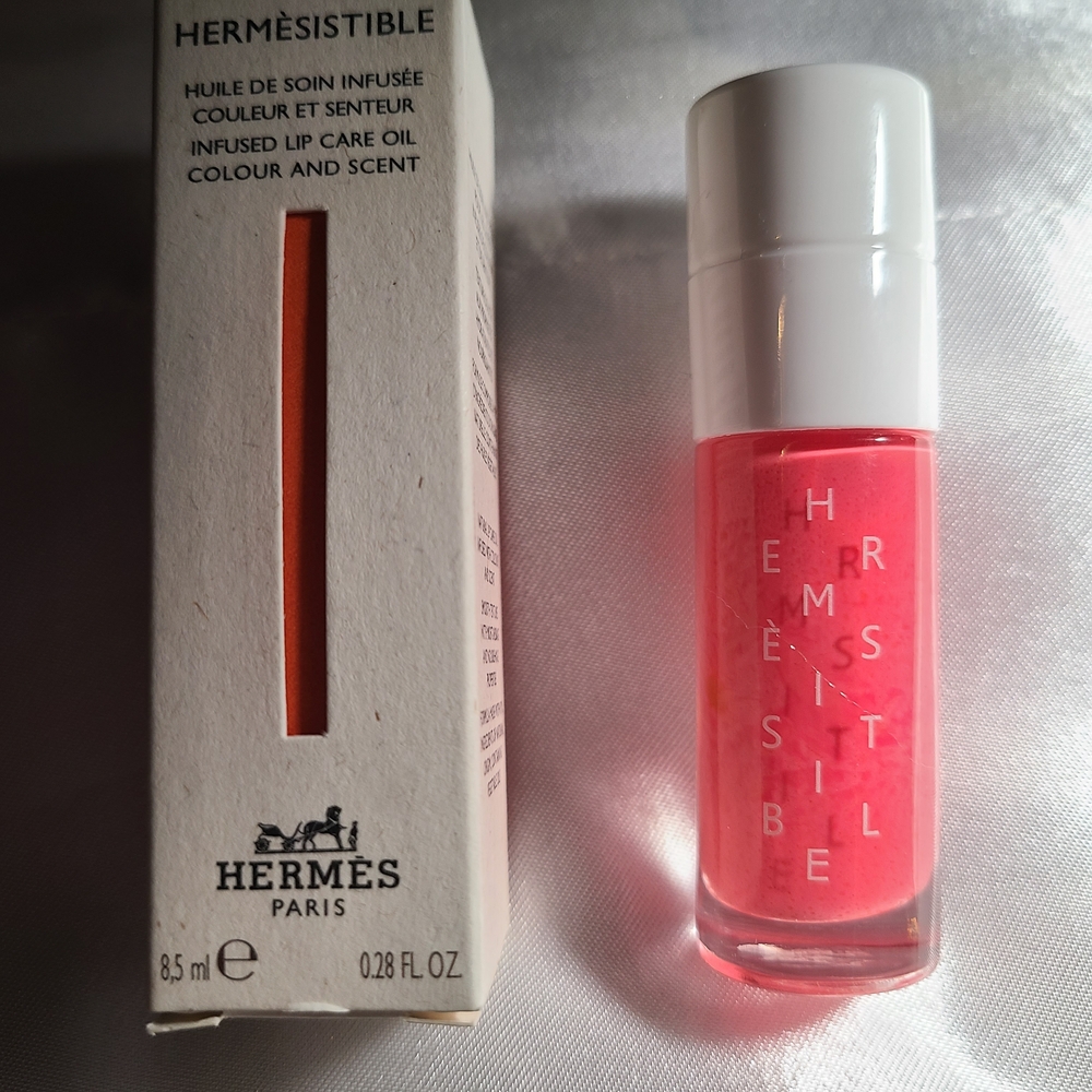 Hermesistible Lip Care Oil in Rose Pitaya New With Box - Picture 4 of 7